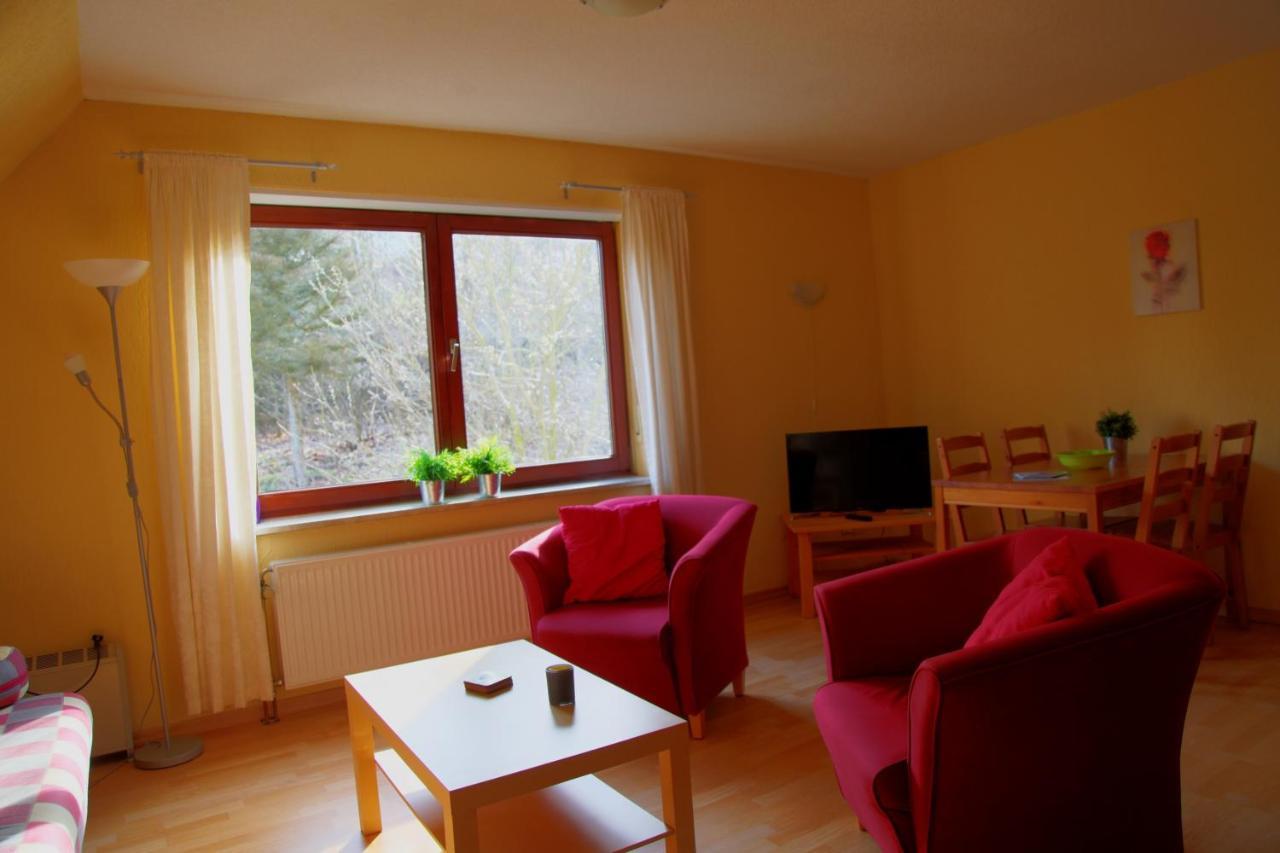 Haus Nova Am Bollerberg Bed & Breakfast ฮัลเลนแบร์ก ภายนอก รูปภาพ
