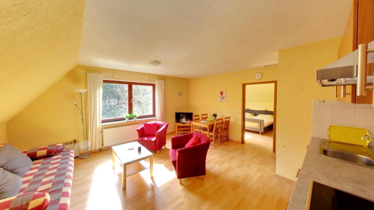 Haus Nova Am Bollerberg Bed & Breakfast ฮัลเลนแบร์ก ภายนอก รูปภาพ