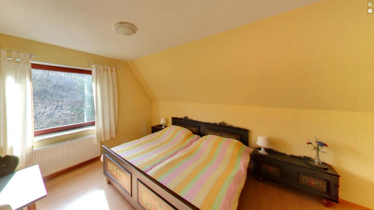 Haus Nova Am Bollerberg Bed & Breakfast ฮัลเลนแบร์ก ภายนอก รูปภาพ